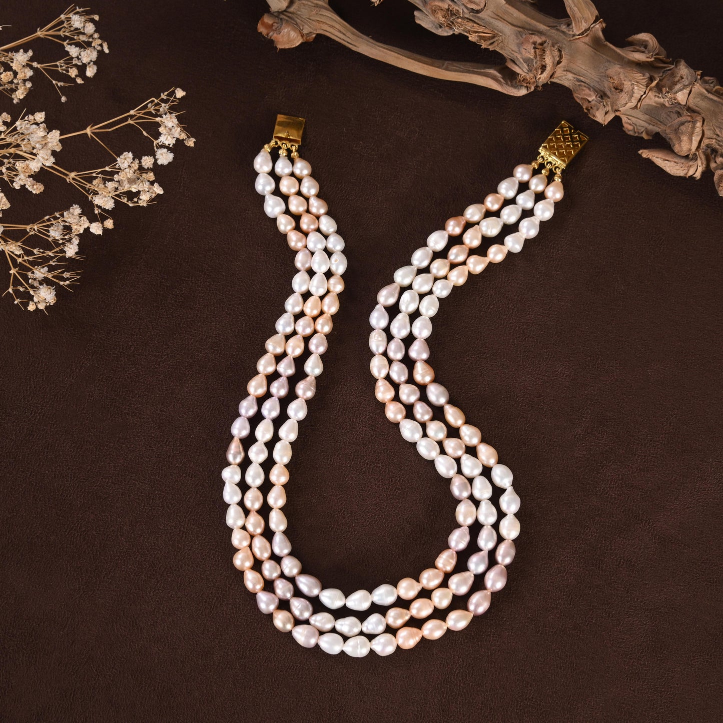 Shaded Pearls Necklace