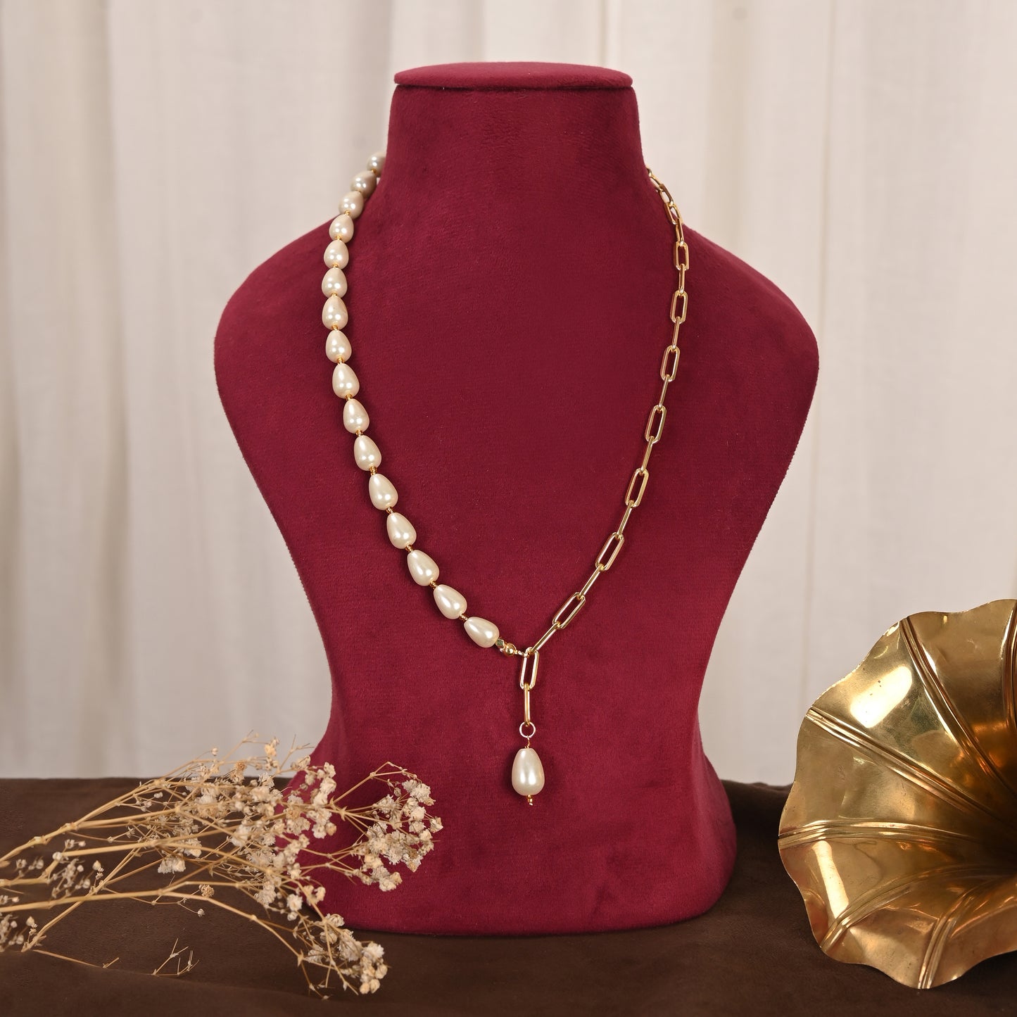 Pearls Necklace